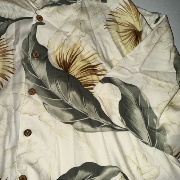 Mens Caribbean Beige Palm Leaves Silk/Cotton Hawaiian Shirt Wooden Button 2XL - Picture 5 of 9